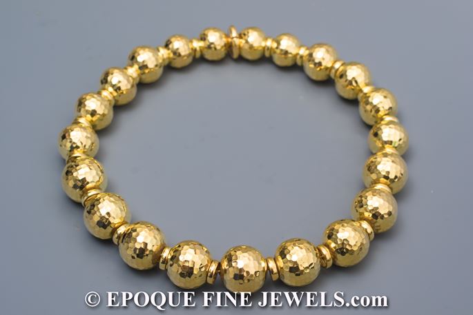 David Webb - An 18 carat gold ball necklace | MasterArt